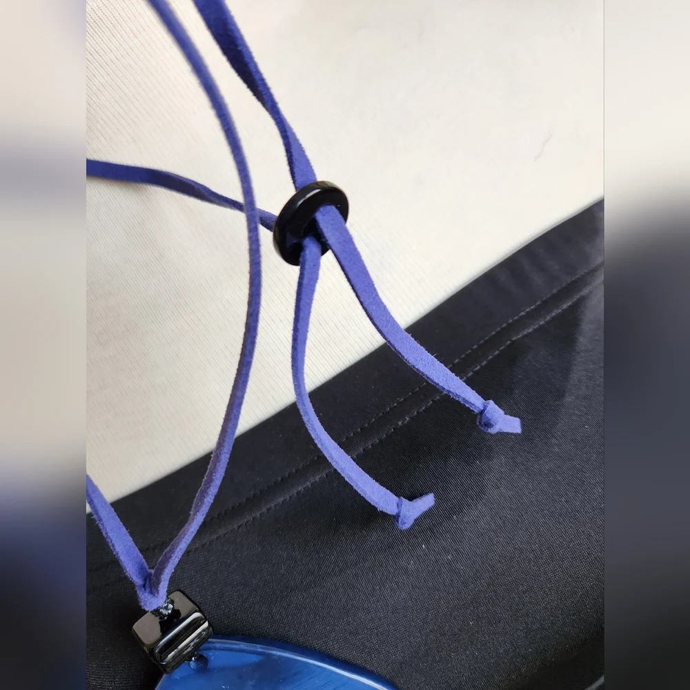 ✨️New to the Boutique! Adjustable Blue and Black Necklace -Double-si… - Picture 10 of 13